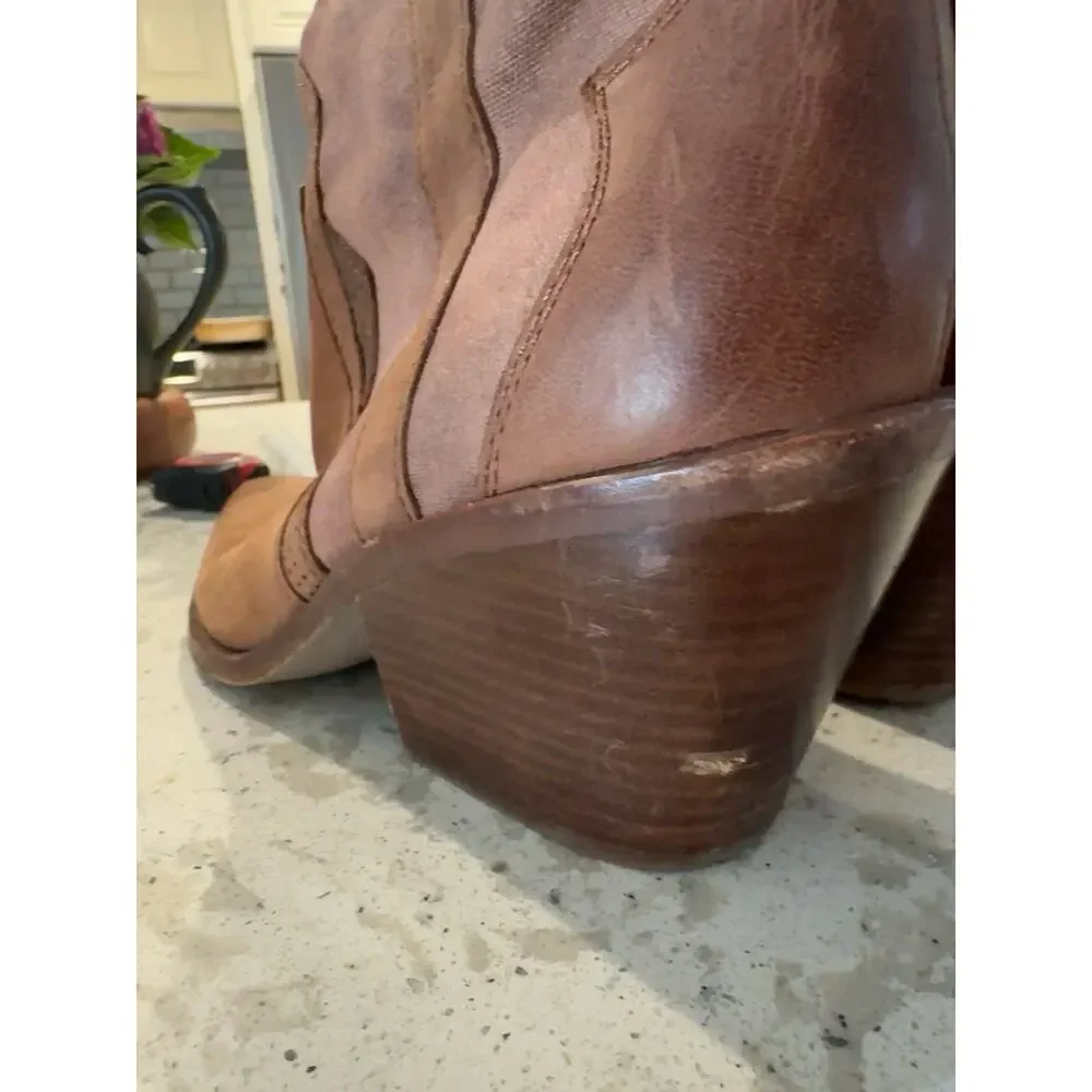 Dolce Vita Women’ s Size 10 Western Cowboy Boots Leather Upper Pointed Toe Mid